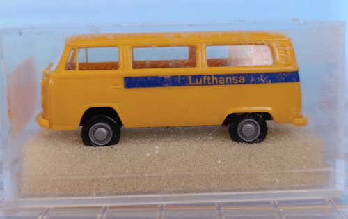 Bus lufthansa von - t2, "lufthansa"