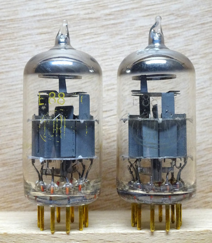 Pair lorenz e88cc sehr - |,