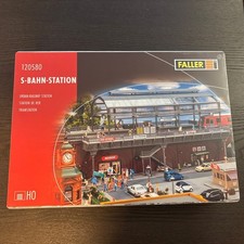 Faller 120580 S-Bahn-Station