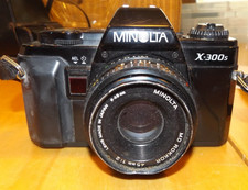 Minolta X-300s mit Objektiv