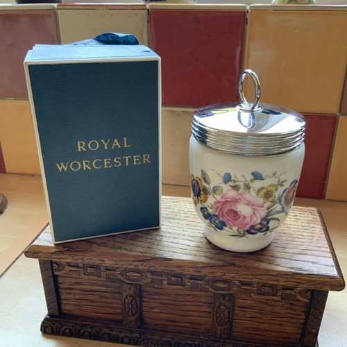 Royal worcester king - royal,
