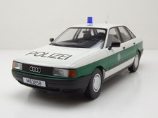 Audi 80 B3 Polizei 1989 grün weiß Modellauto 1:18 Triple9