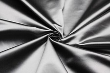 100% Seide Satin Seidenkleid