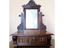 Antike Gründerzeit Psyche Tischspiegel Spiegel in Nussbaum Muschelkrone