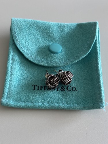 Tiffany knot earrings - co,