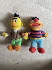 Kuscheltiere: Diddl, die NDR Maus, Ernie Bert, Scrat, Kikaninchen