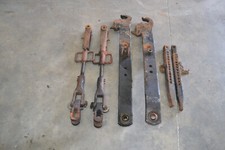 Unterlenker mit Hubspindeln für Deutz DX 6.10,6.30, 110,120,85,4.50,4.70,6.05