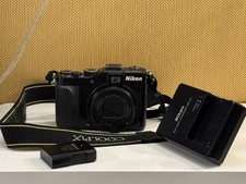 Gut erhaltene Nikon Coolpix P7000 mit Zubehörpaket