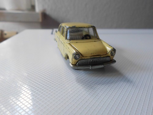 Siku 224 dkw - v, blaßgelb