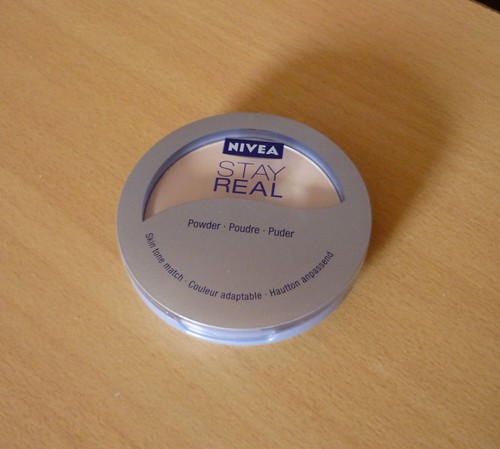 Nivea stay real compact powder - nivea,
