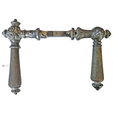 Große Türdrücker antik