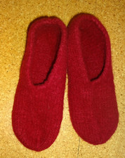 Filz Schuhe handgestrickt mit Filzwolle Größe 43 weinrot