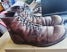 Red wing boots - /, iron
