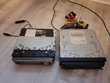 Clarion VZ402E und JVC KD-G701