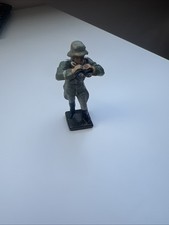 Soldat mit Fernglas Lineal