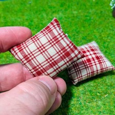 Mini Couch Kissen in 1/12 als Zubehör für Wichtel, Puppen, Weihnachten