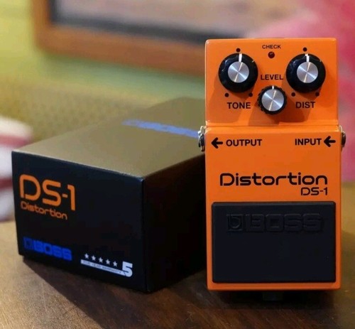 Boss distortion - boss, ds-1
