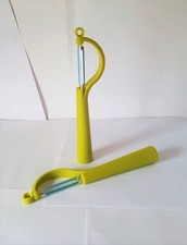 2 x TUPPERWARE Schäler Schälfix  Profischäler Universalschäler D82 Grün