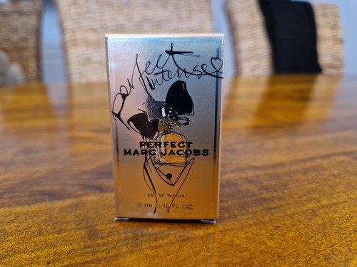 Marc jacobs perfect eau - ,
