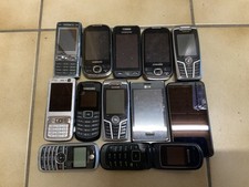 Konvolut 12 alte Handys Tastenhandys ungetestet Nokia Samsung LG Siemens