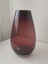 Kristallvase weinrot