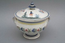 Kleine Deckelschüssel