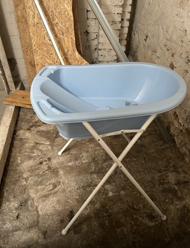 Babybadewanne blau mit