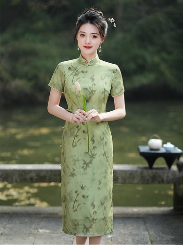 Traditionelles elegantes