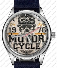 Skull Biker Logo 1976 Motorrad Trendy 38Mm Zifferblatt Armbanduhr