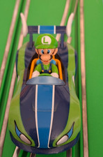 Carrera Digital 143 Auto Mario Kart Wii Wild Wing Luigi
