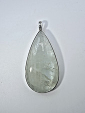 sehr großer Anhänger