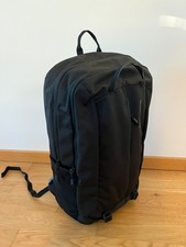 Rucksack schwarz Sportrucksack Sporttasche Dufflebag Tagesrucksack wie neu