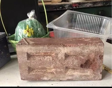 Backsteine 2 Stück rötliche Steine siehe Photos im groben 24cmx11cmx6cm +- 2,5mm