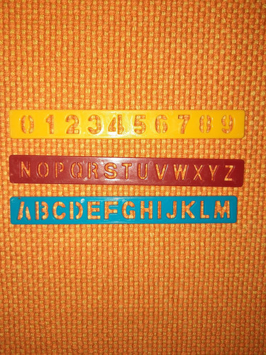 Schriftschablonen aus - 3,