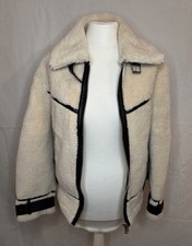 Jacke / Teddyjacke von Bershka