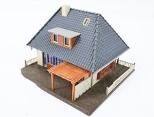 Faller H0 B-250  Gebäude  Wohnhaus Einfamilienhaus mit Walmdach