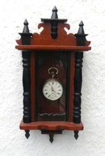 Taschenuhrenstall, dekorativer