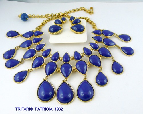 Trifari statement demiparure - statement,