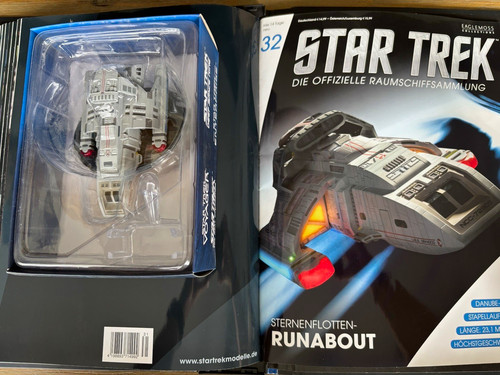Star trek runabout - star,