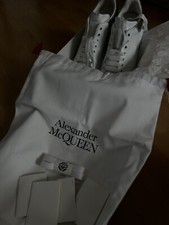 Alexander McQueen ‚Oversize