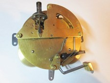 Kieninger Uhrwerk mit