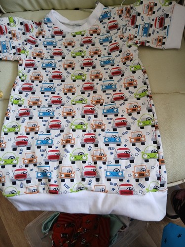 Neu handmade tshirt - , 122