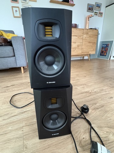 Studio monitore von - adam, audio