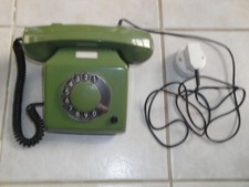 grünes DDR Telefon