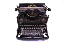 URANIA Model 4 Schreibmaschine
