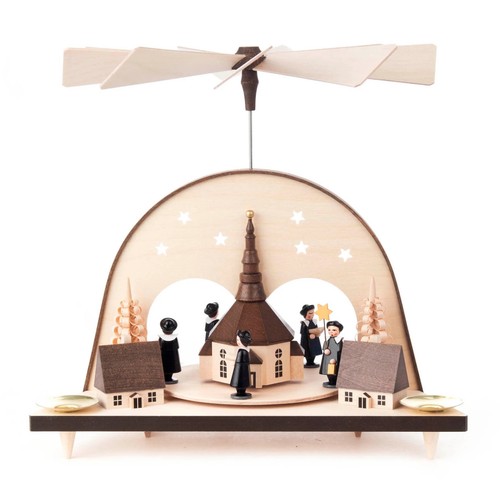 Pyramide mit seiffener kirche - pyramide,