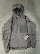 New LEAF ARCTERYX  Medium Atom