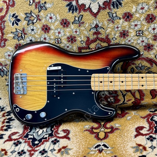 1975 fender precision bass - bass,