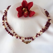 Korund, Salzwasserperlen Kette