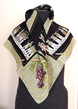 HERMÈS PARIS vintage Seidentuch Carré Silk Square " LE CORTÉGE DES VIGNERONS"